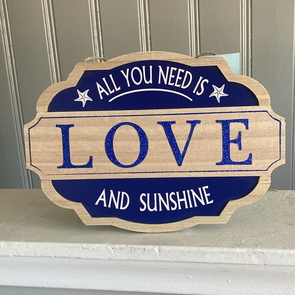NWT All You Need is LOVE And Sunshine- Nautical Wooden Medallion Decor Sign - Picture 14 of 17